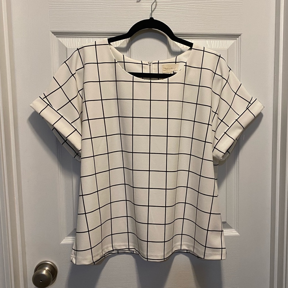 IUC Mellóday Graphic Blouse Sz XL